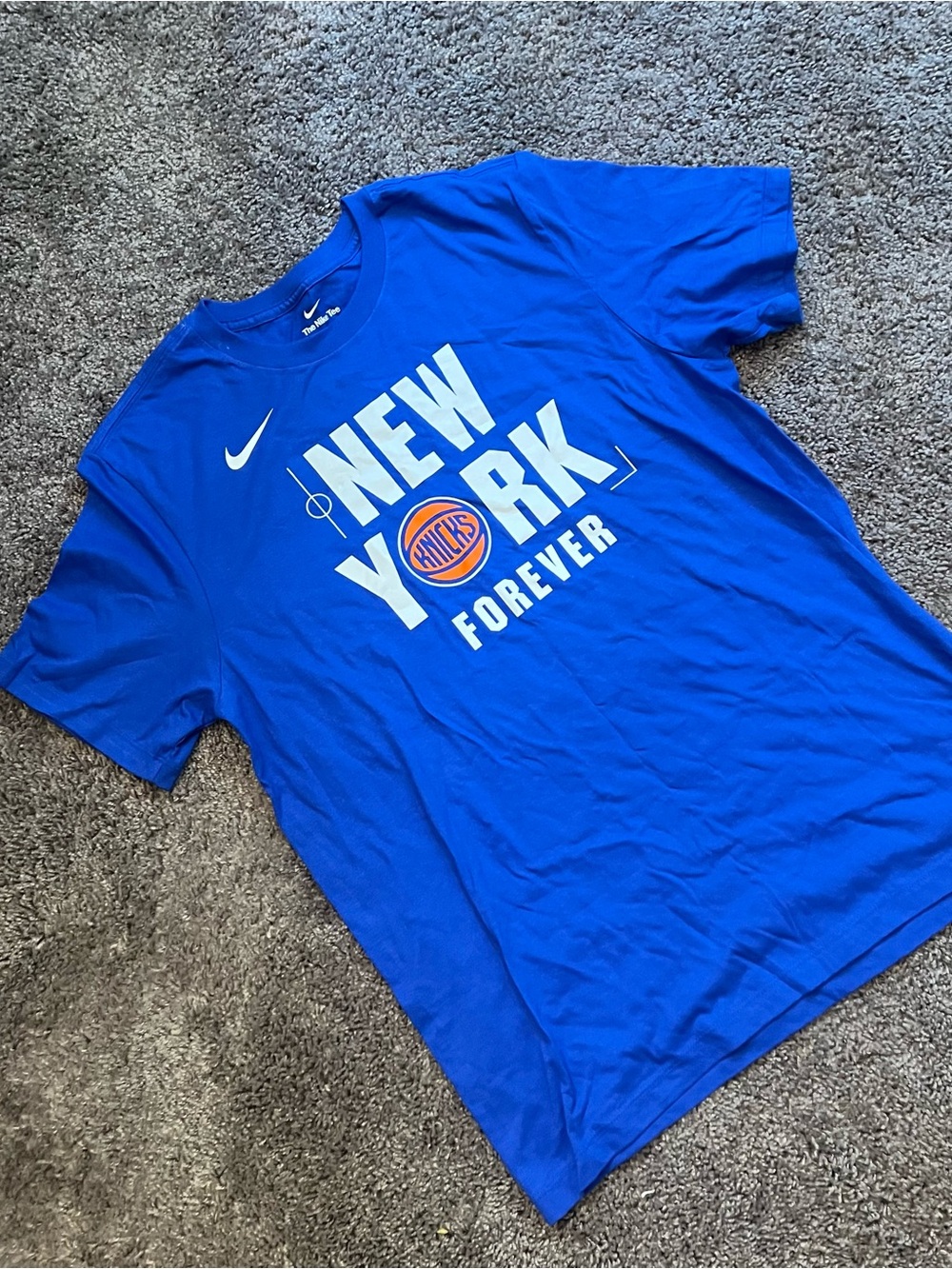 Nike Blue New York Forever Knicks Graphic Tee - Picture 2 of 4